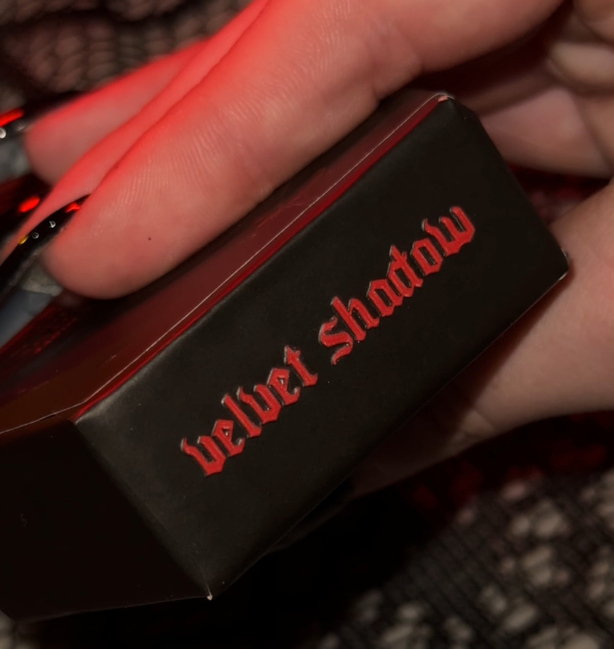 VELVET SHADOW🖤⚰️